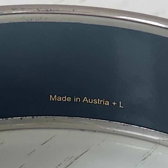 Hermes Wide Orange Paris 24 Faubouh Enamel Bangle-EUC! - Picture 8 of 10